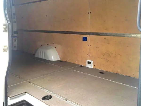 Mercedes Sprinter Prostor – JS Autopůjčovna